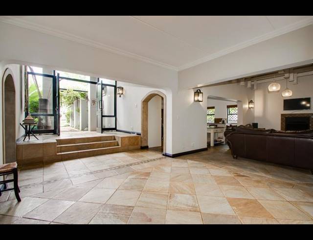 5 BEDROOM PROPERTY TO RENT IN DAINFERN GOLF ESTATE